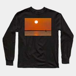 Sailing at sunset Long Sleeve T-Shirt